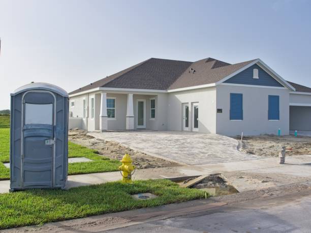 Portable Toilet Options We Offer in Jones, OK